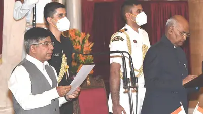 बंगाल भाजपा के अनुभवी योद्धा डॉ सुभाष सरकार मोदी कैबिनेट में शिक्षा राज्यमंत्री बने