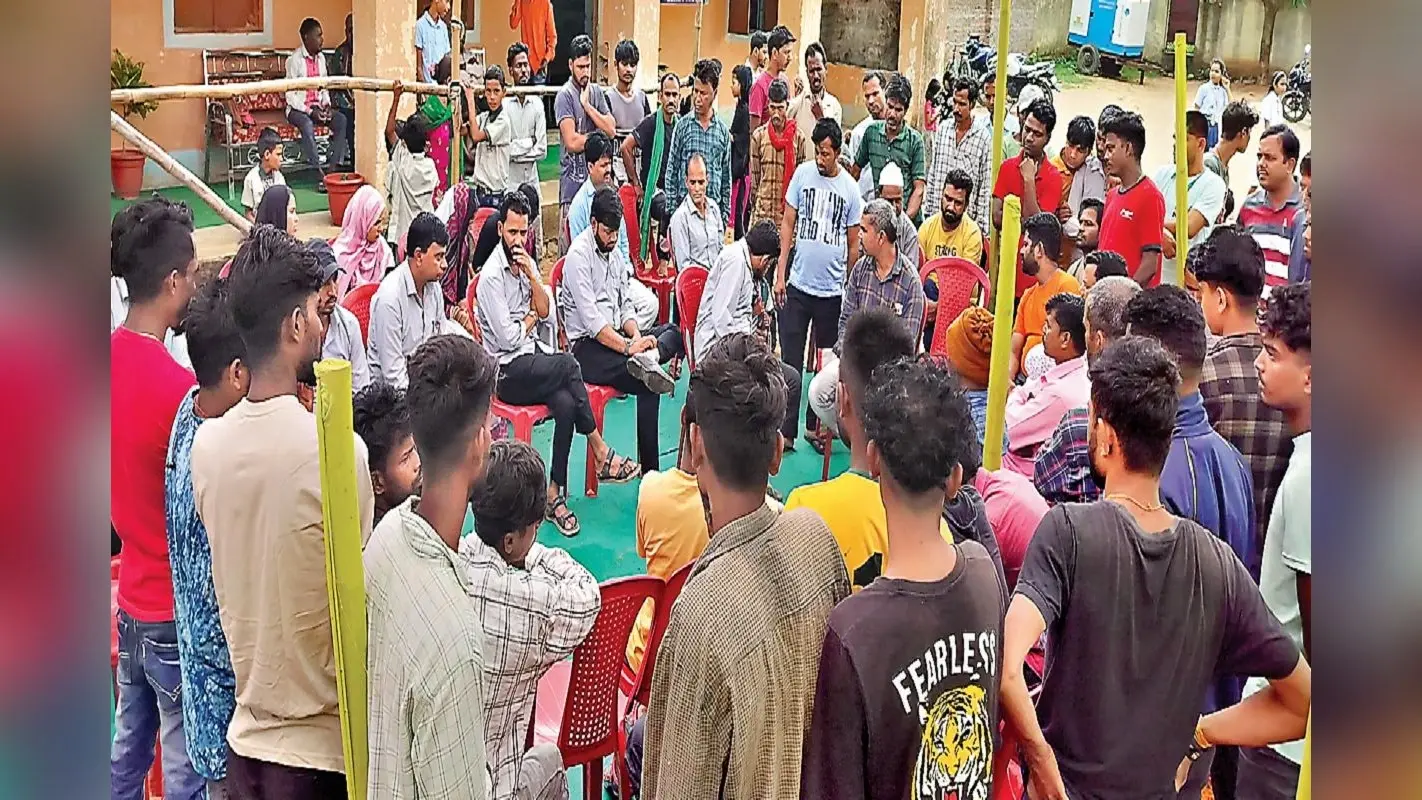 झारखंड के इस स्कूल में नाटक के मंचन पर जमकर मचा बवाल, अभिभावकों ने लगाया सनातन धर्म का अपमान का आरोप