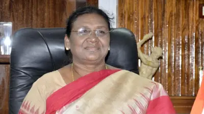 बंगाल में राष्ट्रपति शासन लागू करने की सिफारिश, एनसीएससी के प्रतिनिधिमंडल ने द्रौपदी मुर्मू को सौंपी रिपोर्ट