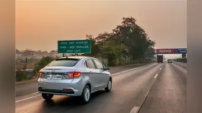 हाइवे पर ड्राइव करते वक्त इन 8 बातों का रखें ध्यान, टल जाएगा बड़ा हादसा!