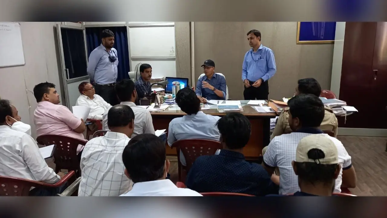 रांची के प्रमुख चौराहे होंगे लेफ्ट फ्री, सड़क सुरक्षा की बैठक में DTO ने दिया निर्देश