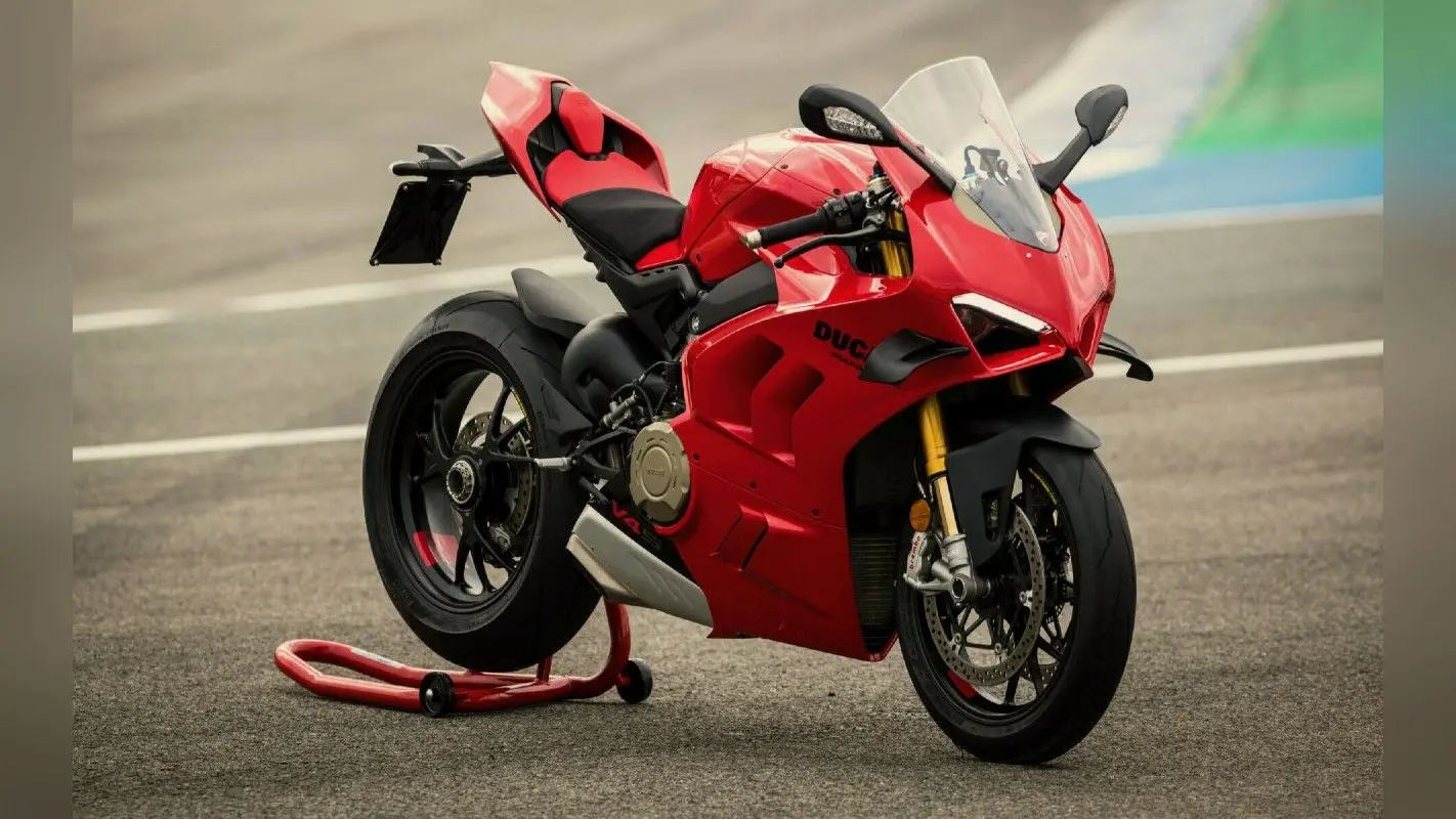 1 जनवरी से Ducati की बाइक्स हो जाएंगी महंगी, मूल्य वृद्धि को लेकर कंपनी ने कही यह बात