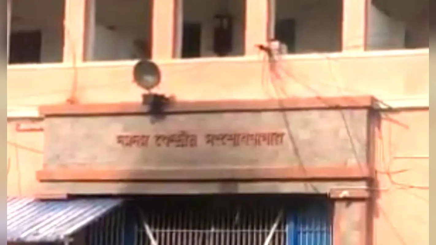 नये कृषि कानूनों को रद्द करने की मांग कर रहे किसानों के समर्थन में कोलकाता में 10 राजनीतिक कैदी अनशन पर