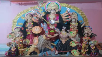 Durga Puja 2021: कोडरमा के कुछ क्षेत्रों में पूजा पंडालों के खुले पट, मां ने दिये दर्शन,बाकी सप्तमी को खुलेंगे