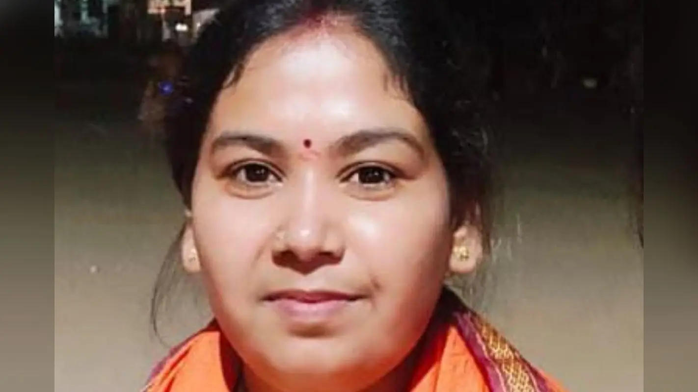 विश्व हिंदू परिषद की दुर्गा वाहिनी नवरात्र में करती है शस्त्र पूजन, बता रही हैं प्रांत संयोजिका अनुराधा कच्छप