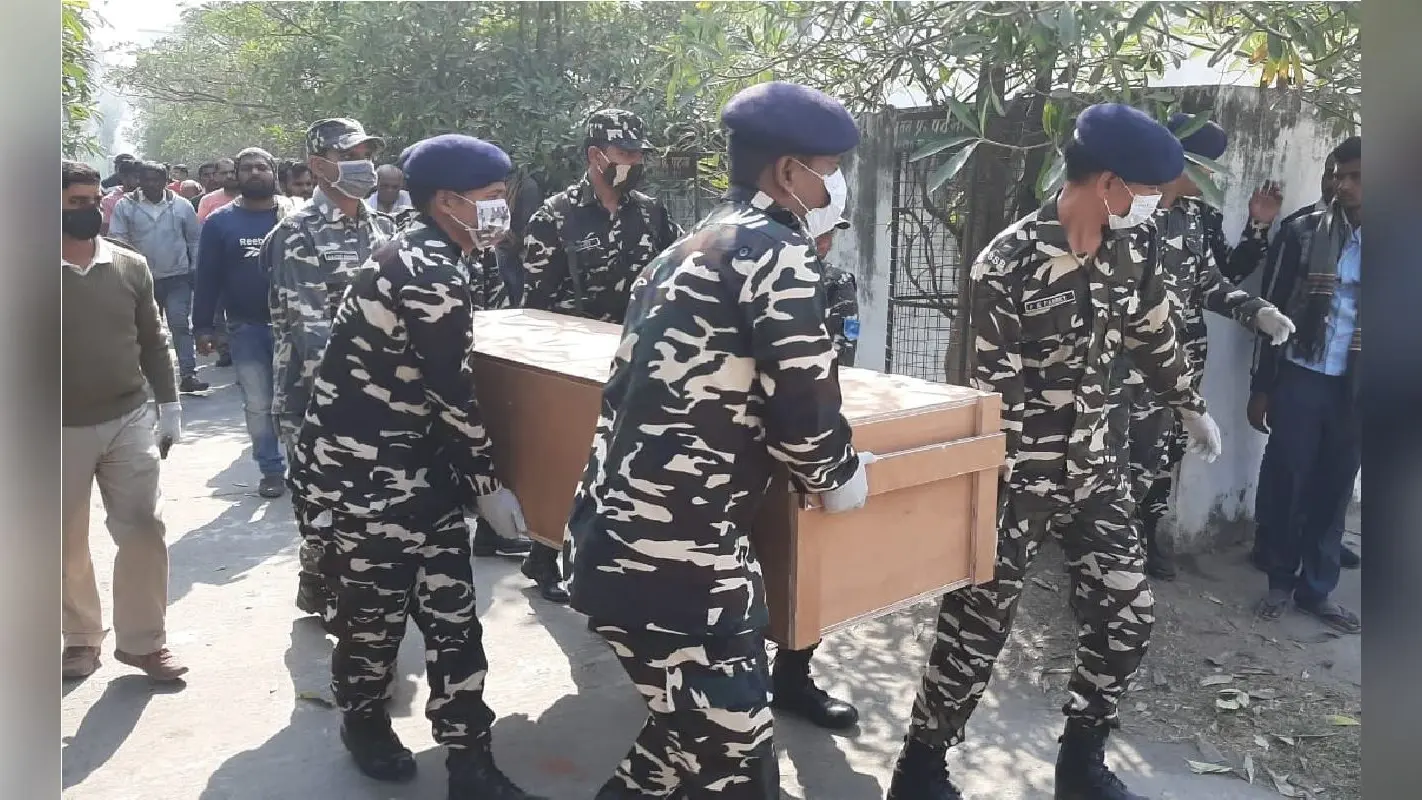 Bihar News : पटना में NH पर स्कूटी चला रहे SSB जवान को ट्रक ने रौंदा, मौके पर हुई मौत