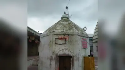 मां गंगा की पूजा का विशेष महत्व, पूजा करने से भगवान शिव होते हैं प्रसन्न