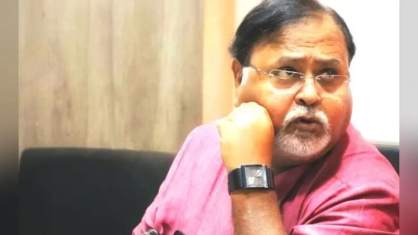 पश्चिम बंगाल के निलंबित मंत्री पार्थ चटर्जी के खाने की फरमाइशों से जेल प्रबंधन परेशान