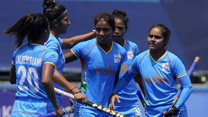 कोरोना के चपेट में आई भारतीय महिला हॉकी टीम की खिलाड़ी, दक्षिण कोरिया के खिलाफ मैच हुआ रद्द