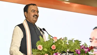 केशव मौर्य बदायूं लोकसभा सीट से लड़ेंगे चुनाव! स्वामी प्रसाद की बयानबाजी बनेगी संघमित्रा के टिकट कटने की वजह