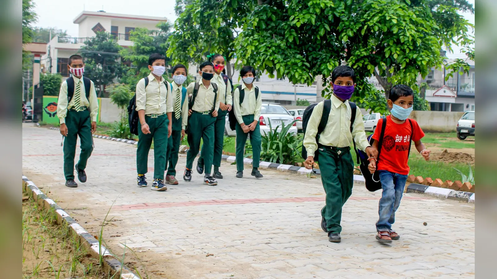 दिल्ली में 1 सितंबर से खुल रहे सभी शैक्षणिक संस्थान, बच्चों को स्कूल भेजने से पहले जान लें ये बात