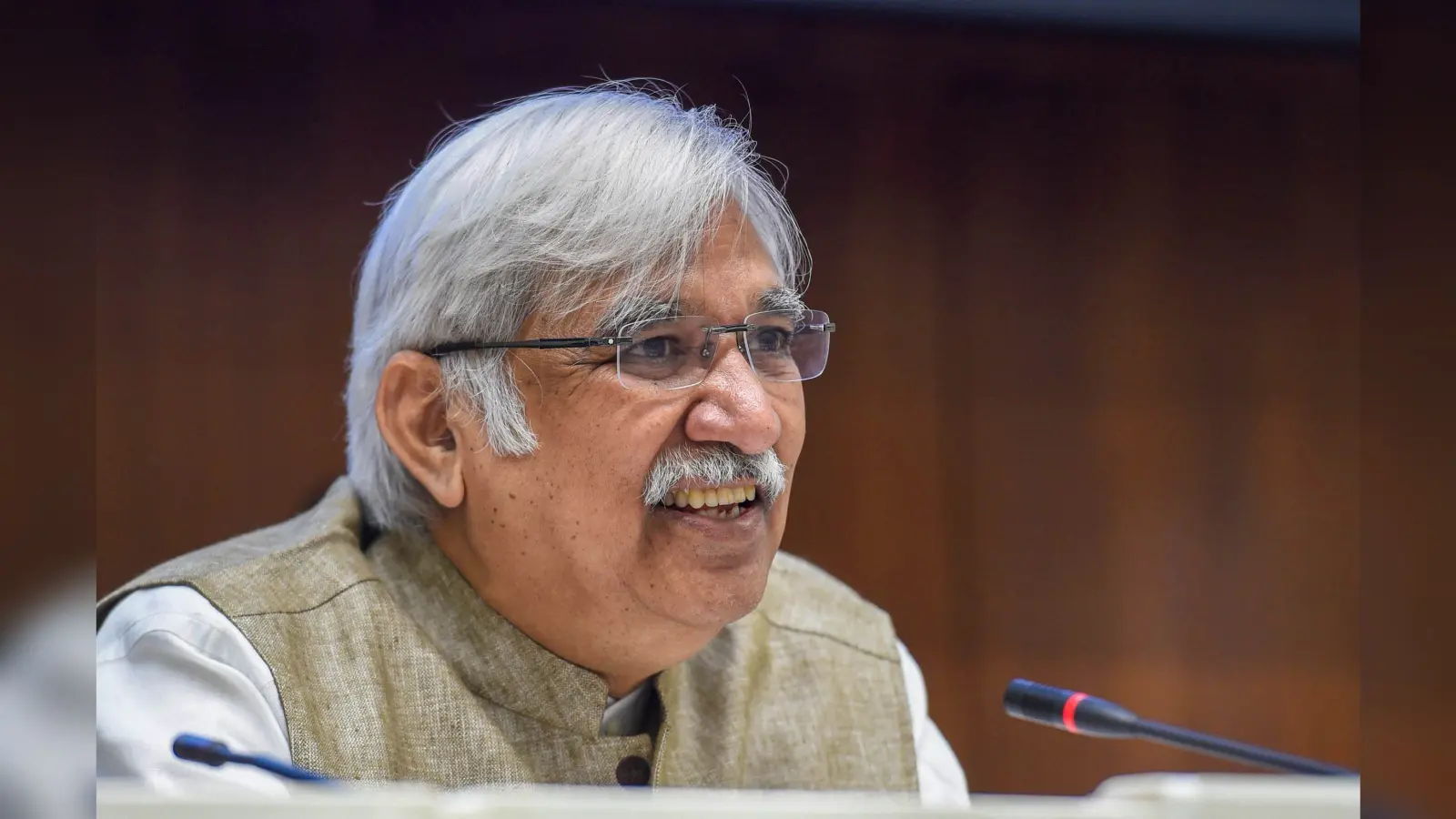 बिहार चुनाव के बाद झारखंड में दुमका-बेरमो उपचुनाव की घोषणा, 3 नवंबर को होगी वोटिंग, पढ़िए लेटेस्ट अपडेट