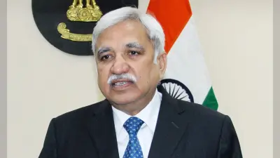 Bengal Chunav 2021 : ममता बनर्जी ने जिस जावेद शमीम को जनवरी में एडीजी (लॉ एंड ऑर्डर) बनाया था, चुनाव आयोग ने किया ट्रांसफर