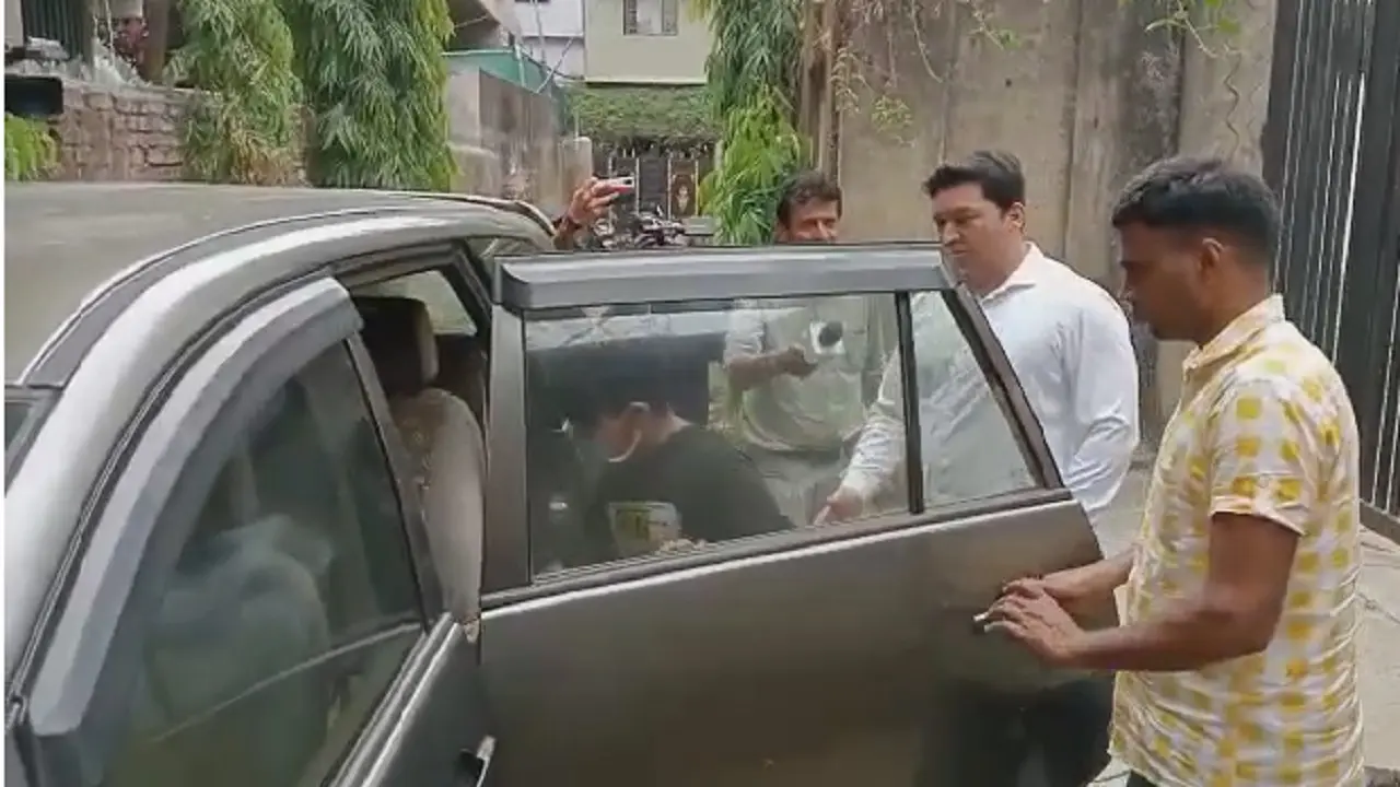 झारखंड: निलंबित आईएएस पूजा सिंघल के पति अभिषेक झा की अग्रिम जमानत पर हाईकोर्ट में सुनवाई पूरी, फैसला सुरक्षित