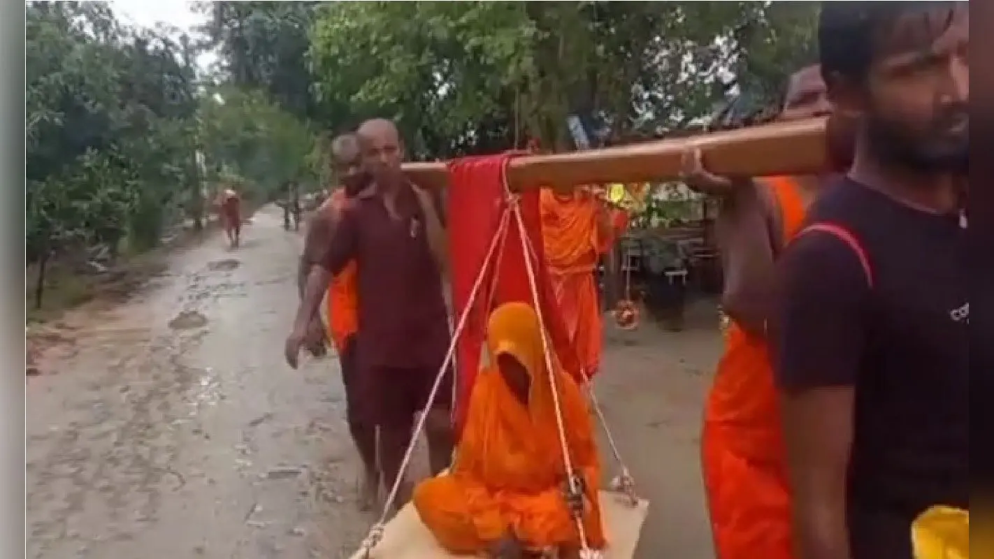 मधुबनी में श्रीकृष्ण जन्मोत्सव के दौरान हादसा, मेला देख रहे दंपती समेत तीन लोगों को पुलिस जीप ने कुचला
