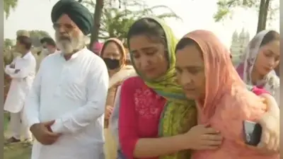 शौर्य चक्र विजेता बलविंदर सिंह संधू के परिजनों से मिले SDM, अंतिम संस्कार के लिए तैयार हुआ परिवार