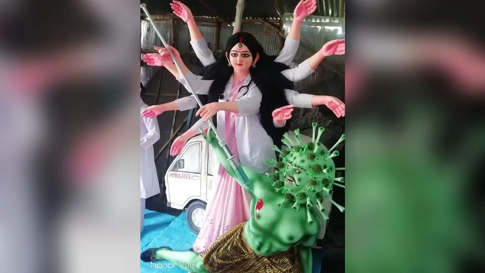 Durga Puja 2020 : इस बार देवी दुर्गा करेंगी ‘कोरोनासुर’ का वध, वायरल हुई तसवीर