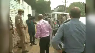 Hathras Gangrape: आरोपियों के परिवार वालों से पूछताछ करने हाथरस पहुंची सीबीआई की टीम