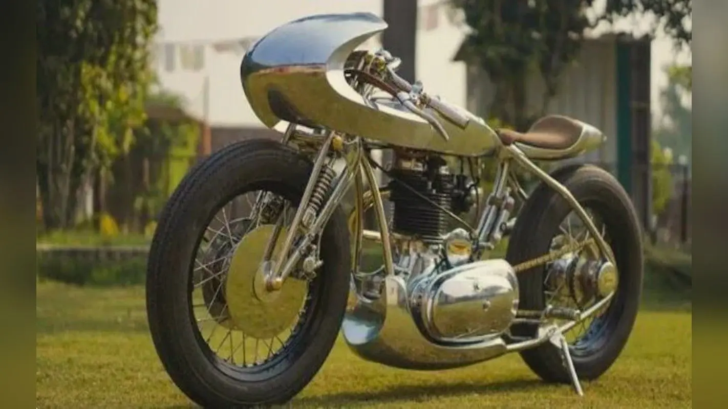 क्या आपने देखी Royal Enfield की बेहद ही खूबसूरती से मॉडिफाई की गयी Electra 350? अगर नहीं तो यहां देखें