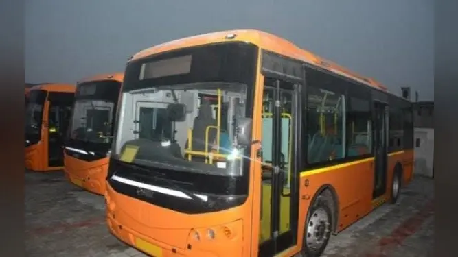 Kanpur News: चार नई रूट पर दौड़ेंगी इलेक्ट्रिक-बस, 28 सीटर बस में AC का मजा लेते हुए दें टेम्पो के बराबर किराया