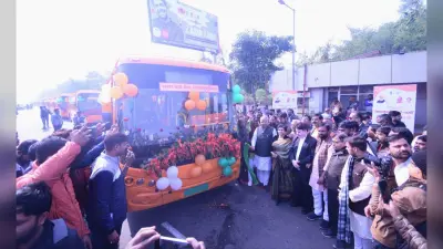Lucknow News: लखनऊवासियों को मिली 60 बसों की सौगात, आसान हो गई कई रूट पर जाने की राह