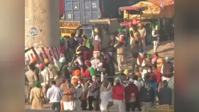 Farmers Protest Live : सिंधु बॉर्डर पर किसानों का विरोध जारी, यूपी से भी किसानों का जत्था दिल्ली के लिए रवाना