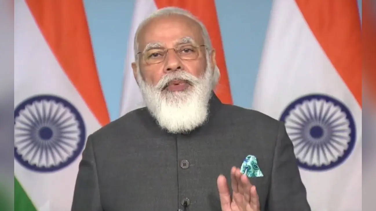 सांसदों के लिए बने फ्लैट का PM मोदी ने किया उद्घाटन, कहा- समस्याएं टालने से हल नहीं होती