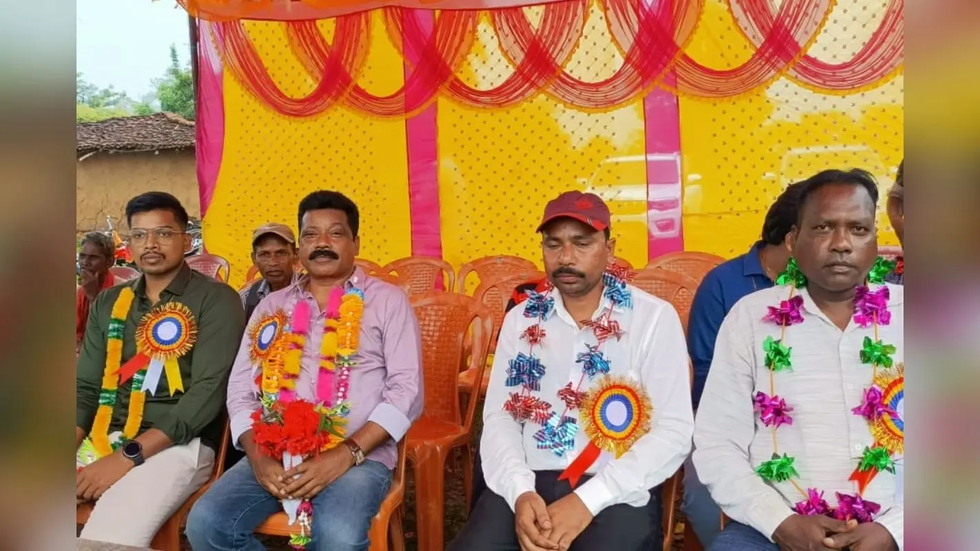 झारखंड: पूर्व मंत्री एनोस एक्का बाल-बाल बचे, हॉकी मैच के दौरान हमले का प्रयास, जांच में जुटी पुलिस