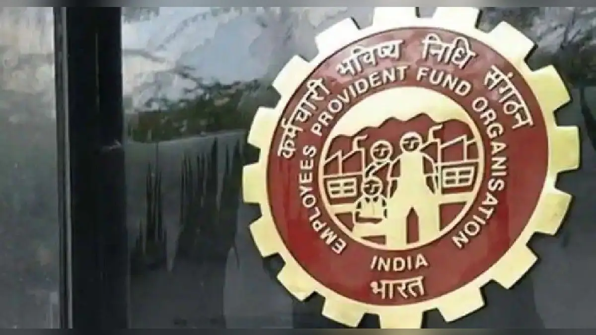 EPF के सदस्य कर्मचारियों के लिए बड़ी खबर! अब पीएफ योगदान से भी टैक्स वसूलेगी सरकार, दो हिस्सों में बंटेगा खाता