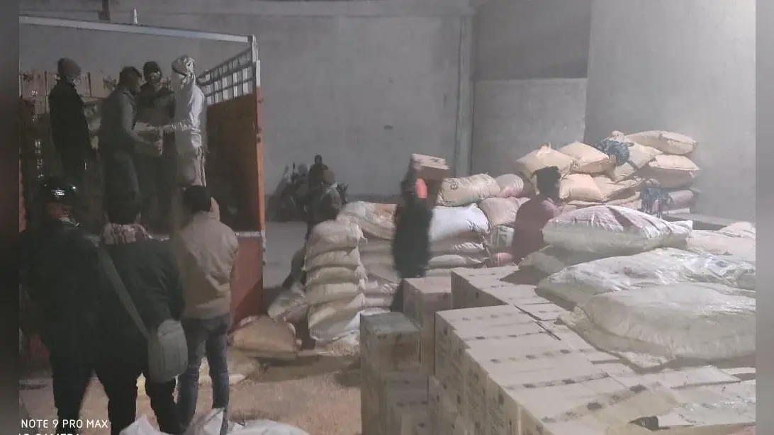 पटना में शराब की इतनी बड़ी खेप पकड़ी गई की पुलिस को गिनती करने में पसीने छुट गए! DGP ने लिया कड़ा एक्शन
