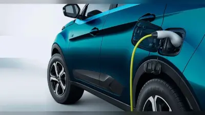 EV का लोगों में बढ़ा क्रेज, इस साल 10 लाख इलेक्ट्रिक वाहनों की सेल की उम्मीद, पढ़िये पूरी रिपोर्ट