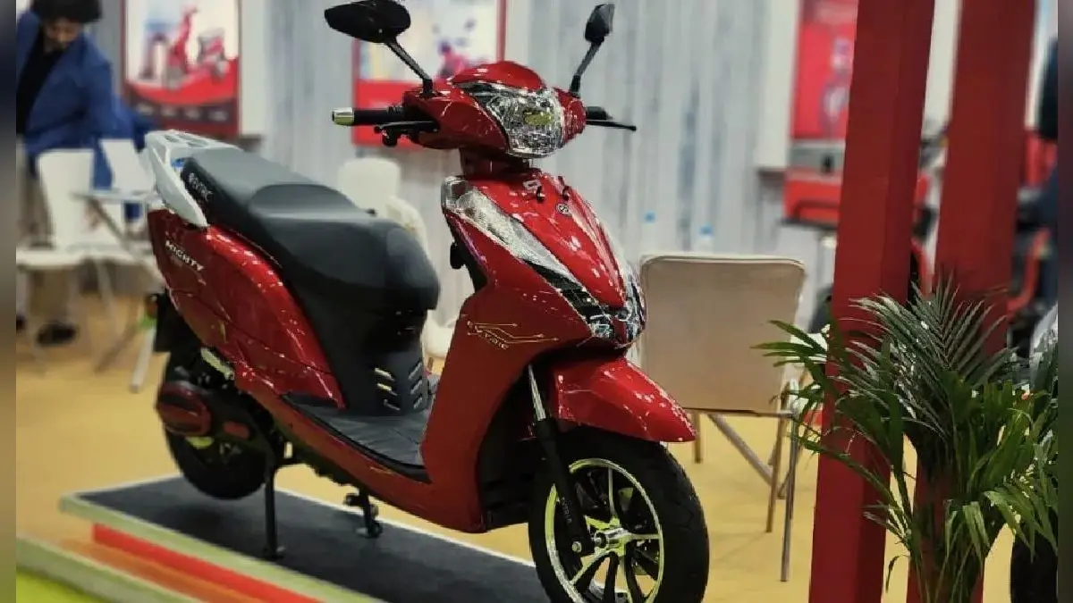 EV India Expo 2022: Evtric Motors ने लॉन्च किये दो नये हाई स्पीड इलेक्ट्रिक स्कूटर्स, जानें कीमत और रेंज