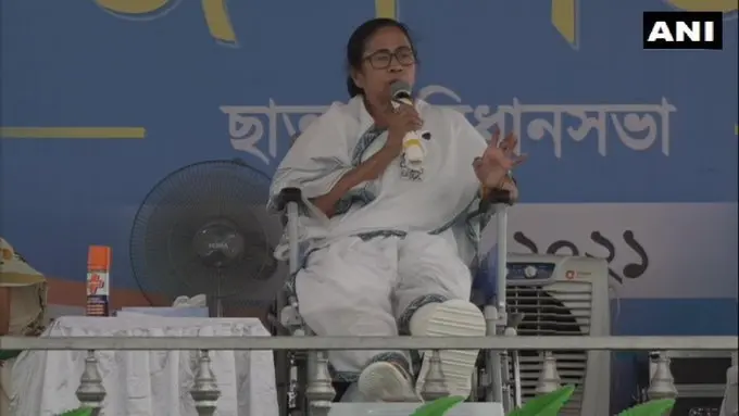 Bengal Chunav 2021: ‘मेरी हत्या कर TMC को बर्बाद करने की साजिश कर रहे BJP नेता’, बांकुड़ा की रैली में अमित शाह पर ‘दीदी’ का हमला