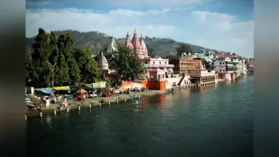 कश्मीर से कन्याकुमारी तक आस्था पर भी लॉकडाउन, मंदिर खुले लेकिन आमदनी बंद