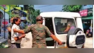 कोरोना के बढ़ते मामलों को देख कोलकाता पुलिस सक्रिय, मास्क नहीं पहनने पर आठ लोग गिरफ्तार