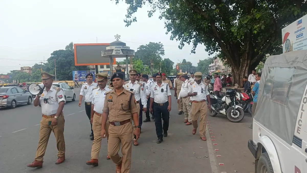 गोरखपुर में 26 अक्तूबर तक इन रास्तों पर प्रवेश वर्जित, यातायात पुलिस ने लागू किया रूट डायवर्जन, जानें डिटेल