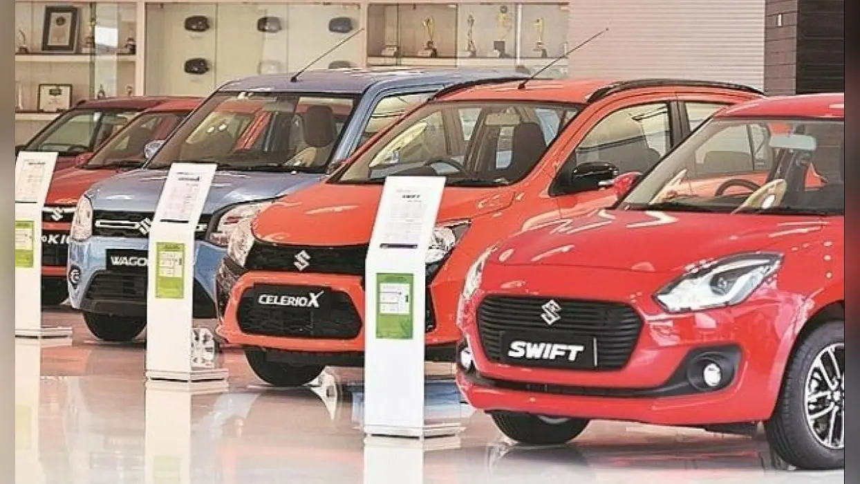 Auto Sales: सेमीकंडक्टर की कमी से ऑटो सेक्टर को तगड़ा झटका, पिछले महीने 11% घटी पैसेंजर व्हीकल की बिक्री