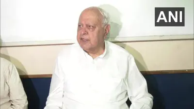 J&K: फारूक अब्दुल्ला बोले- विधानसभा चुनाव के लिए केंद्र से नहीं मांगेंगे भीख, पंचायत चुनाव लड़ने की तैयारी
