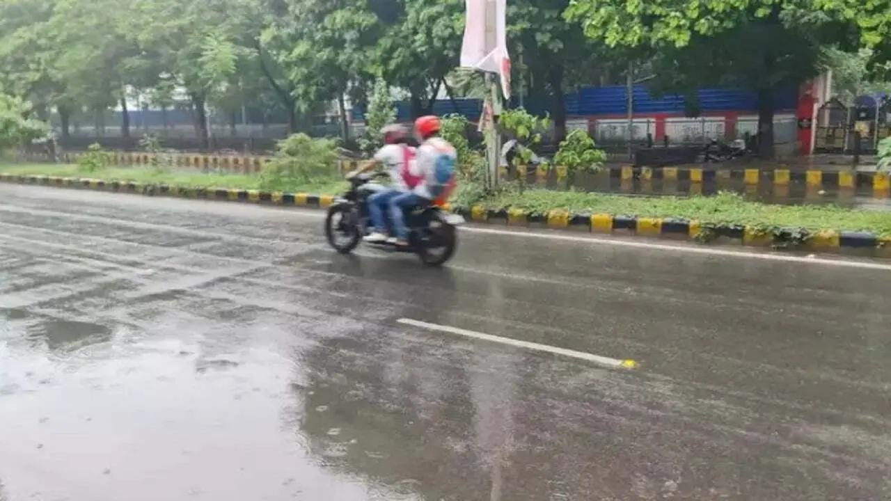 बिहार में उमस की स्थिति बरकरार, 48 घंटे तक हल्की बारिश के आसार, जानें आपके शहर में कब होगी झमाझम बारिश