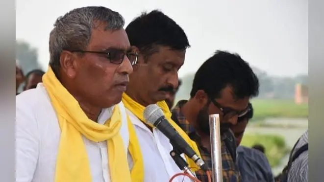 UP Chunav: ‘हमारी सरकार बनी तो बाइक पर फ्री होगी 3 सवारी’ – यूपी चुनाव में ओमप्रकाश राजभर का अनोखा ऐलान