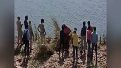 Agra News: दुर्गा प्रतिमा विसर्जन के दौरान बड़ा हादसा, पांच लोगों की डूबने से मौत, मरने वालों में दो सगे भाई