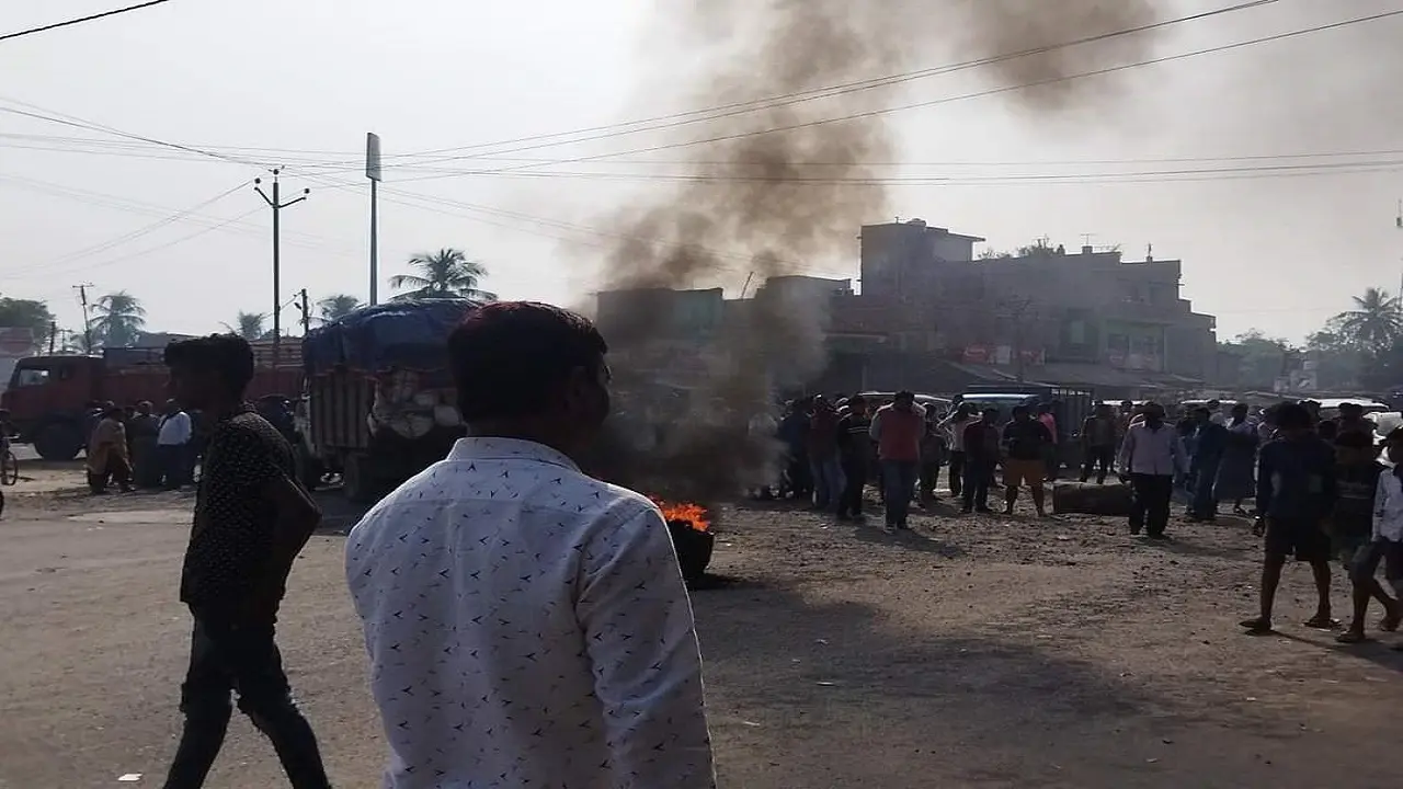 Bihar: पूर्णिया में थाना के नजदीक कांग्रेस के जिला उपाध्यक्ष को गोलियों से भूना, सड़क पर बवाल, थानेदार सस्पेंड