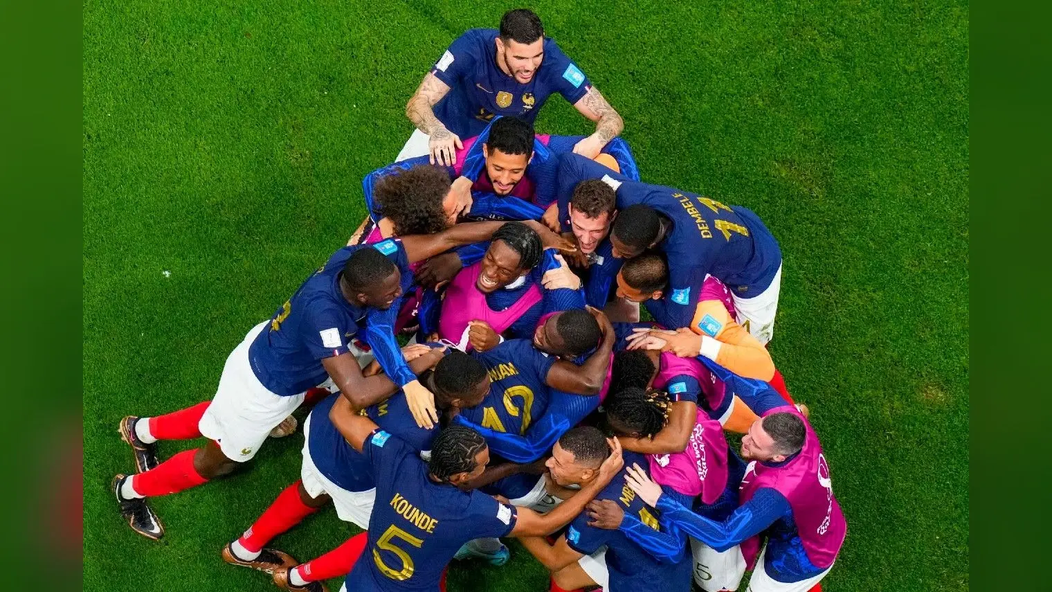 FIFA World Cup: लियोनेल मेसी और किलियन एम्बाप्पे गोल्डेन बूट की रेस में सबसे आगे, इन पर भी होगी निगाहें