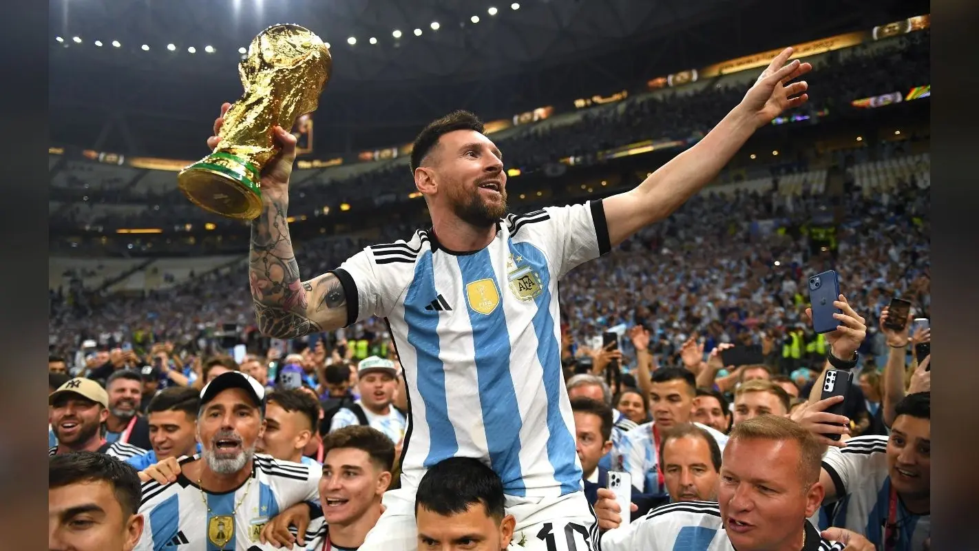 Lionel Messi Birthday: फैक्ट्री वर्कर का बेटा कैसे बना वर्ल्ड चैंपियन, जानें पूरी कहानी