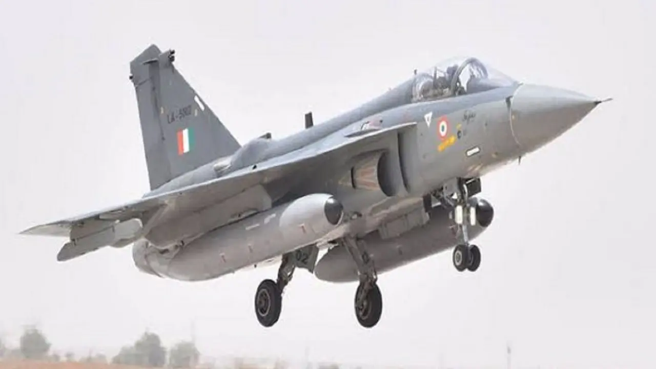 Defense: लड़ाकू विमान के पायलटों के लिए स्वदेशी लाइफ सपोर्ट सिस्टम किया गया तैयार