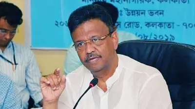 कोलकाता में जलजमाव पर बिफरे फिरहाद हकीम, पूर्व सिंचाई मंत्री राजीव बनर्जी पर साधा निशाना