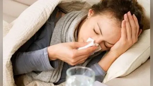 Gopalganj Sadar Hospital में बढ़े सांस के मरीज, मौसम बदलने से सर्दी-बुखार के साथ सांस लेने में परेशानी