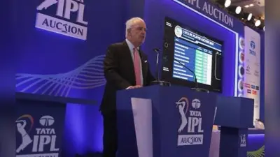 IPL Mega Auction 2022: नीलामी में बड़ा हादसा, बेहोश होकर गिरे ऑक्शनर ह्यूग एडमीड्स