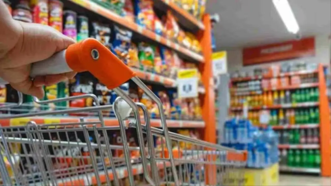 Indian Economy: खाद्य महंगाई और कम बारिश से भारत के ग्रामीण बाजार हुए प्रभावित, FMCG उद्योग पर पड़ा ये असर