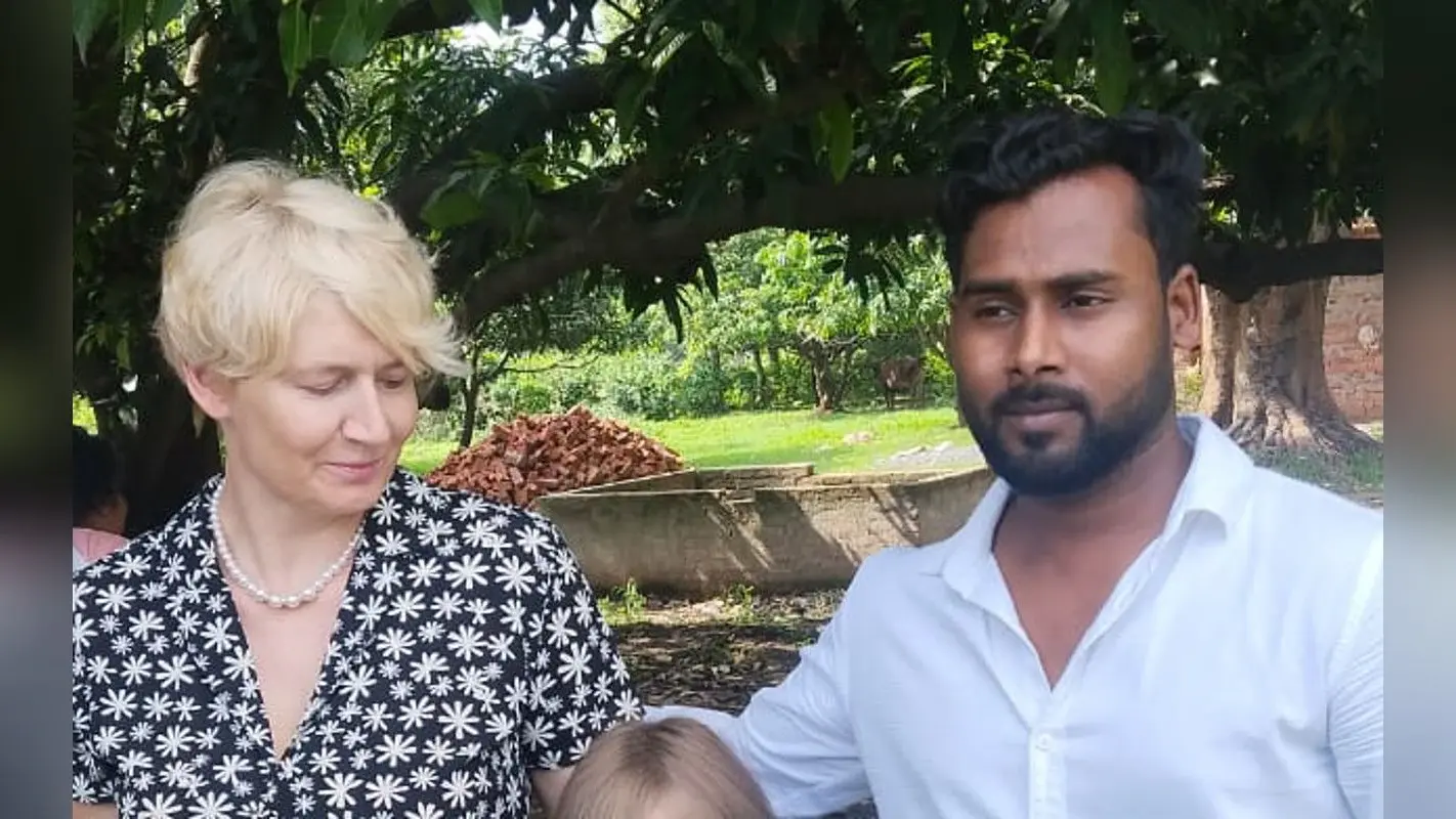 इंस्टाग्राम पर हुआ प्यार, पोलैंड से महिला पहुंचीं झारखंड, प्रेमी भी अपनाने को तैयार